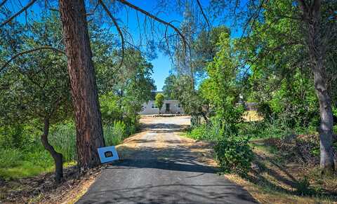 1269 Old Alturas Road, Redding, CA 96003