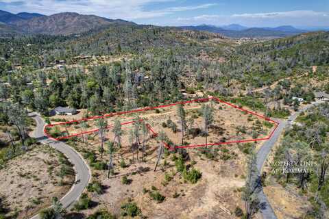 15388 Shadow Mountain Ln, Shasta, CA 96087