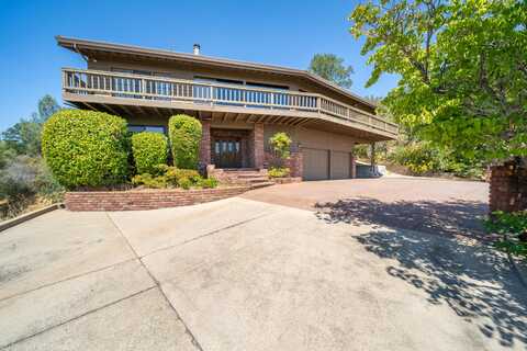 3396 Oakwood Place, Redding, CA 96001