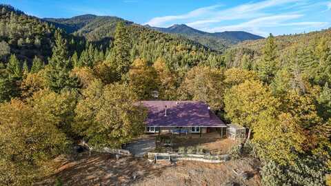 1570 Weaver Bally Road, Weaverville, CA 96093