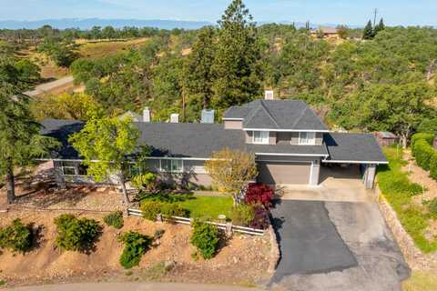 14545 Carriage Lane, Red Bluff, CA 96080