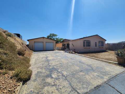 22161 Backbone Road, Redding, CA 96003