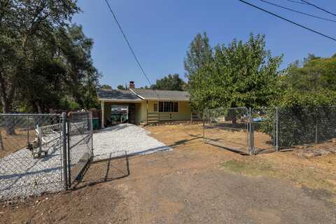 22126 Meadow Vista Way, Redding, CA 96003