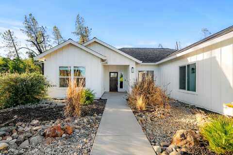 9199 Laurel Glen Drive, Redding, CA 96001