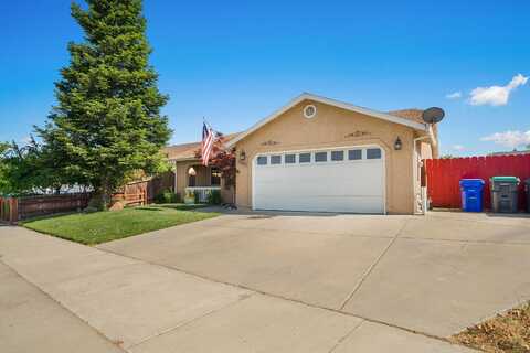 1965 Gentry Way, Red Bluff, CA 96080