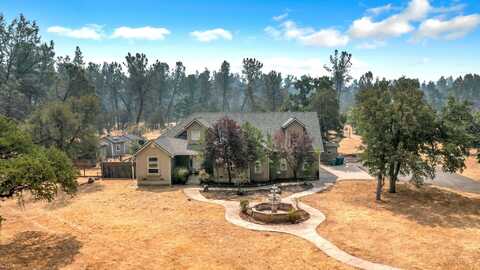 24605 Dersch Road, Anderson, CA 96007