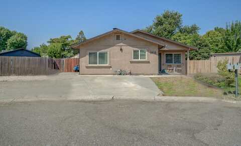 2912 Roan Court, Anderson, CA 96007