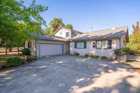 20910 Yogi Bear Lane, Redding, CA 96003