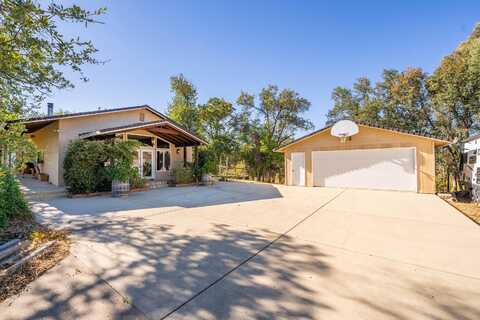 10684 Cheshire Way, Palo Cedro, CA 96073