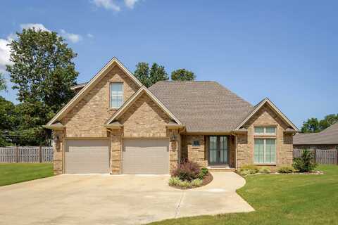 118 Tara Ct, Muscle Shoals, AL 35661