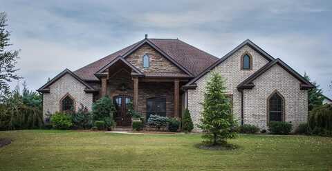 102 Brandt Dr, Tuscumbia, AL 35674