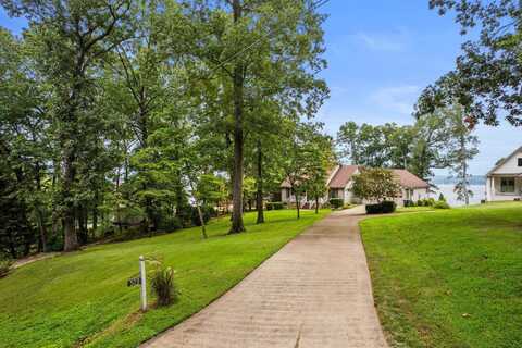 519 Spout Springs Loop, Muscle Shoals, AL 35661