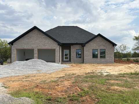 431 Cottontail Tr, Killen, AL 35645