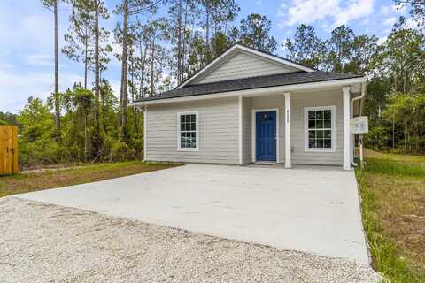 4265 Vicki St, Hastings, FL 32145