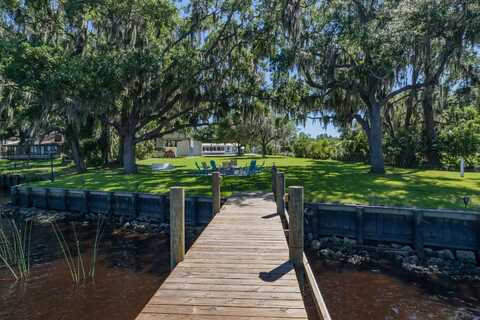 116 Crescent Lake Shore Dr, Crescent City, FL 32112