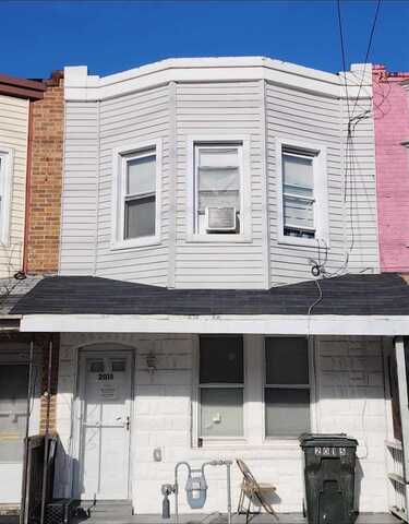 2015 Grant Ave, Atlantic City, NJ 08401