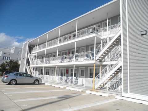 9315 Atlantic Ave, Margate City, NJ 08402