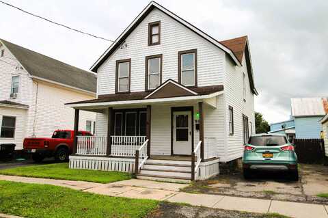 905 Elizabeth St, Ogdensburg, NY 13669