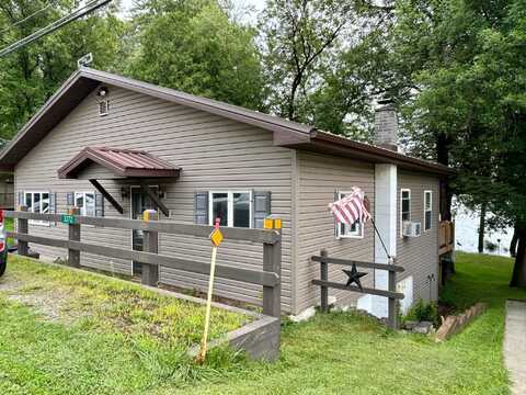 3372 County Route 6, Hammond, NY 13646