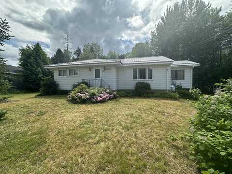 369 State Highway 420, Winthrop, NY 13697