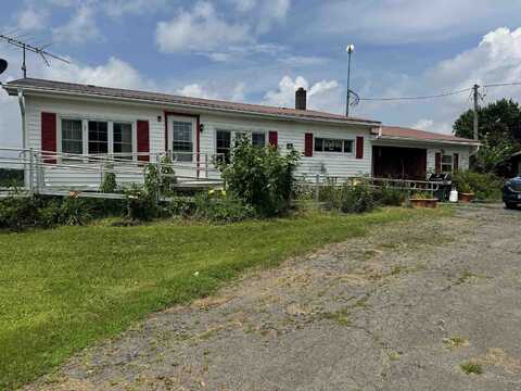 3561 County Rt 10, Depeyster, NY 13633