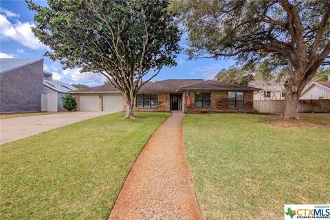 203 Woodglenn Drive, Victoria, TX 77904