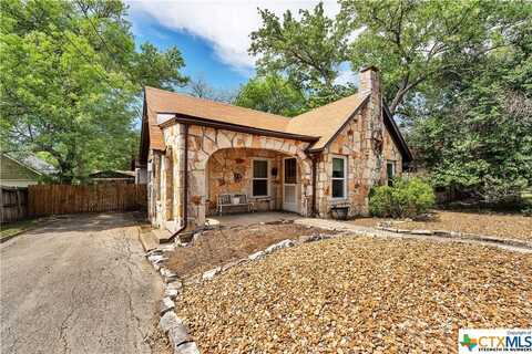 1360 Stonewall Street, New Braunfels, TX 78130