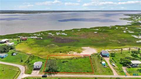 805 Powderhorn Lane, Port Lavaca, TX 77979