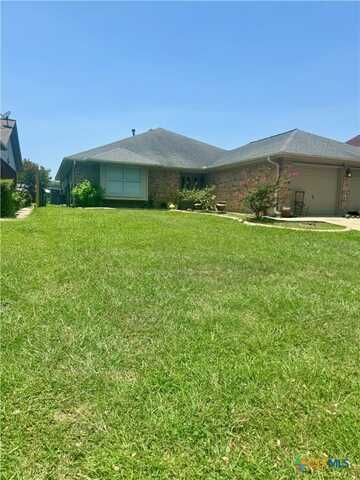 123 E Harbor Drive, Port Lavaca, TX 77979