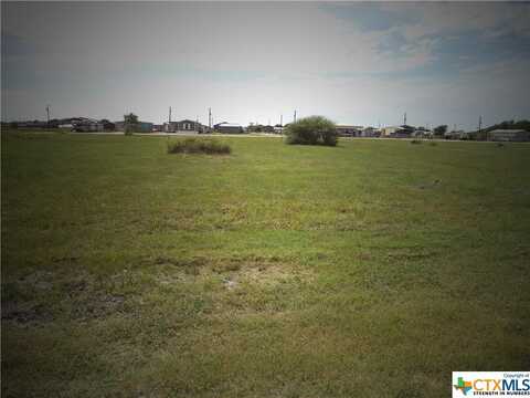 1011 W Denver Avenue, Seadrift, TX 77983