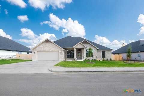 808 Secretariat Drive, Hewitt, TX 76643