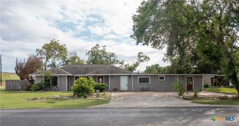 1003 N Kleas Street, Edna, TX 77957