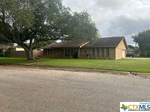 123 Spyglass Hill Street, Port Lavaca, TX 77979