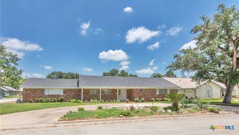 401 W Brackenridge Street, Edna, TX 77957