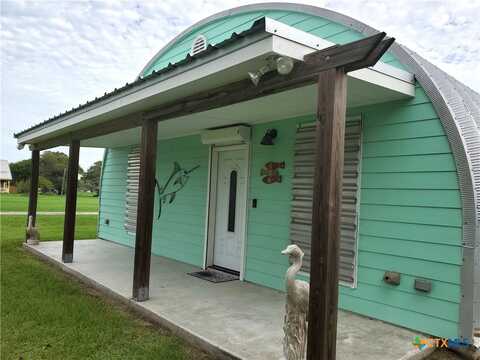 106 W Washington Avenue, Seadrift, TX 77983