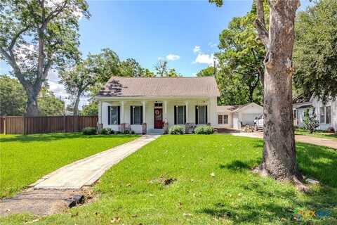 314 W Church Street, Edna, TX 77957