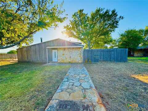 205 Lakewood Drive, Gatesville, TX 76528