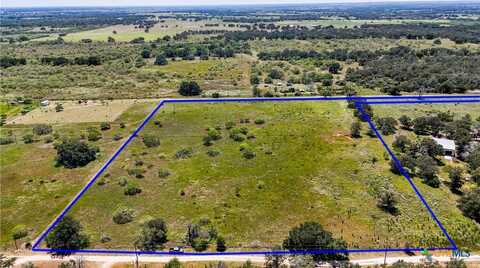 2120 County Road 429, Stockdale, TX 78160