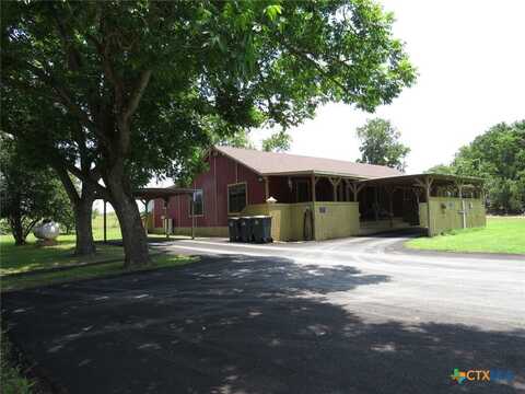 158 Dow Lane, Luling, TX 78648