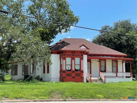 349 & 351 N Jefferson Street, Goliad, TX 77963