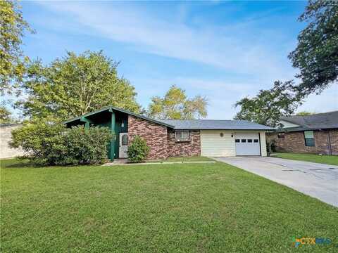 708 Ridgemont Lane, Gonzales, TX 78629