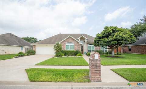 106 Lake Forest Drive, Victoria, TX 77904