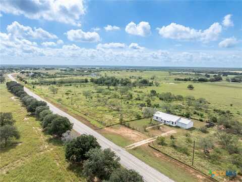 381 FM 1682, Leesville, TX 78122