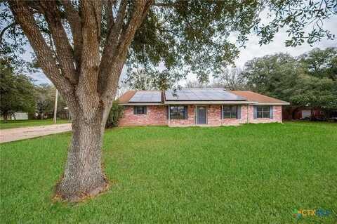 413 S Lavaca Street, Louise, TX 77455