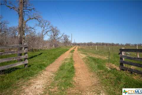 2070 County Road 284, Harwood, TX 78632