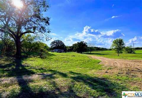 1831 County Rd 105, Gonzales, TX 78629