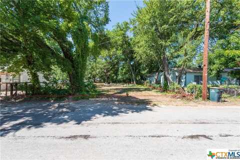 1110 E Crockett Street, Luling, TX 78648