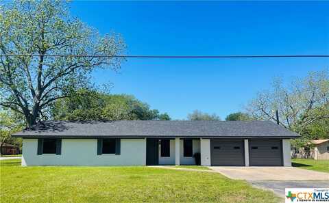 201 N Arnim, Moulton, TX 77975