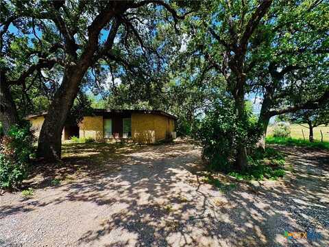 503 N Lovers Lane, Gatesville, TX 76528