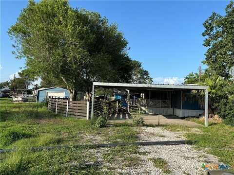 101 Sally Street, Port Lavaca, TX 77979